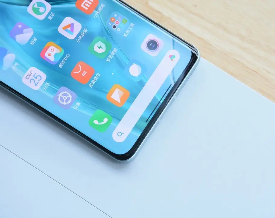 小米科技|有些无奈！618前夕小屏旗舰无奈直降500元，手感是亮点