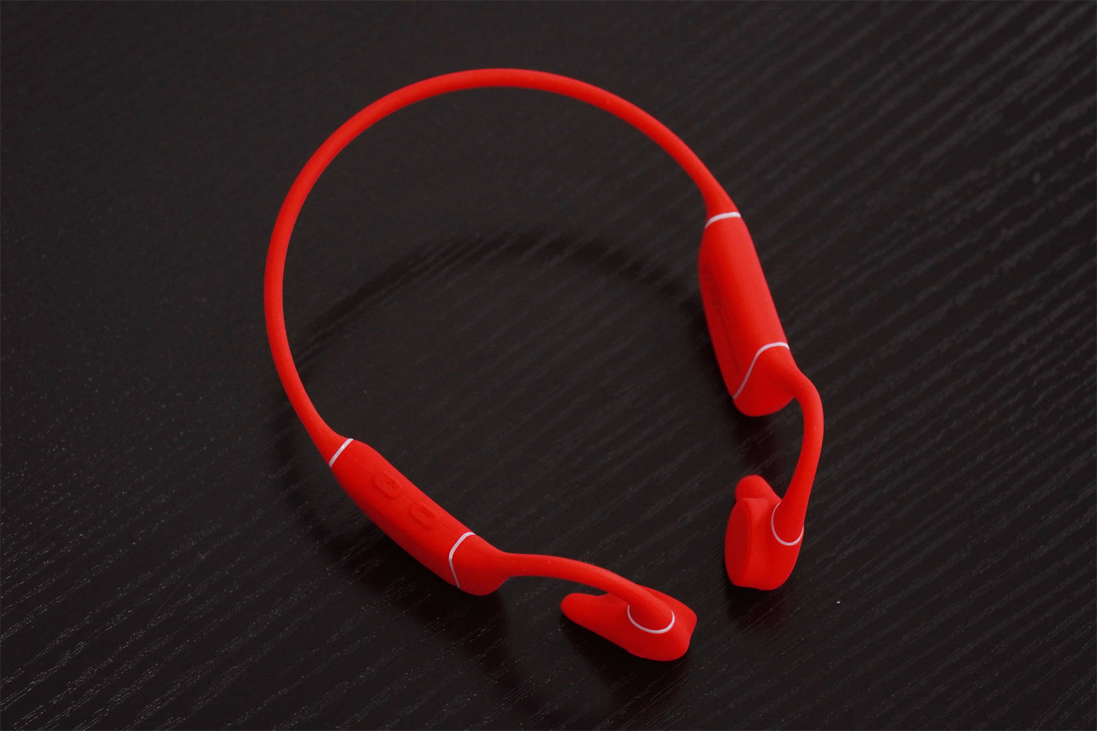 骨传导耳机|骨传导耳机和气传导耳机哪种更好? 骨传导耳机为什么受市场用户青睐