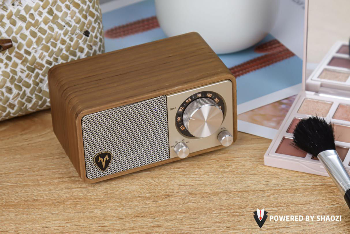 iPhone14|百元迷你小音箱的经典之作,山进M1让古典与科技完美结合!