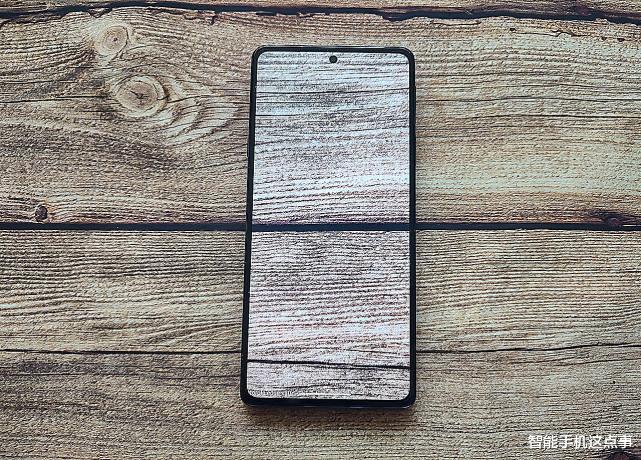 摩托罗拉|摩托罗拉双机降价:骁龙8 Gen1+骁龙870,性价比没对手了