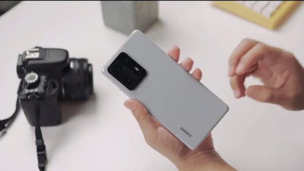 小米科技|雷军很有格局，12G+512GB下调1400，拥有一亿像素+50倍变焦组合！