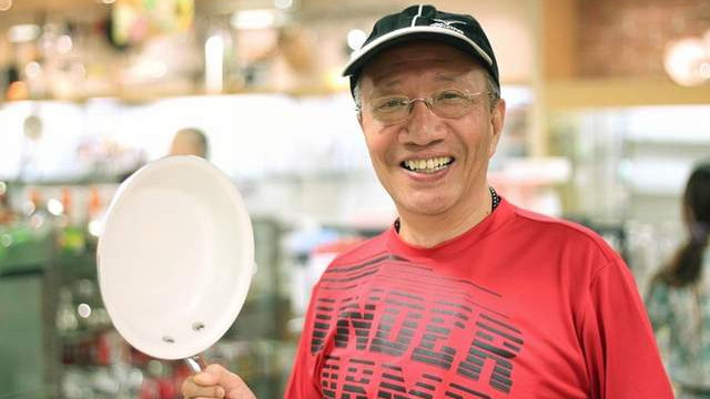 TVB|TVB前知名老戏骨中风入院！左边身体瘫痪，生活不能自理要坐轮椅