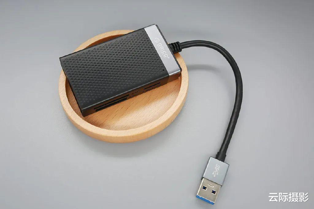 USB|稳而便利,ORICO多功能四合一读卡器体验