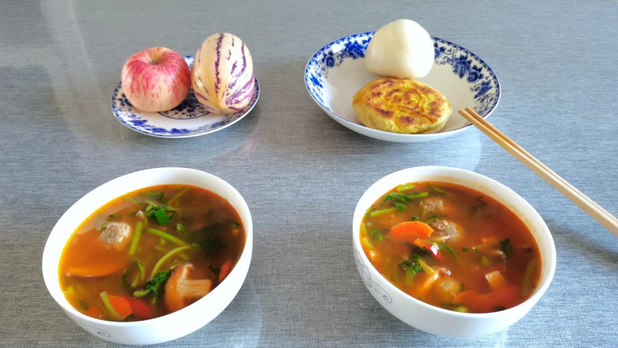 蔬菜|偷懒的早餐10分钟上桌，花费不超过10元，健康美味
