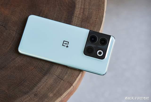 中兴axon 40 ultra|新iPhone真的适合所有人吗？答案很明显，这类人更推荐安卓新旗舰