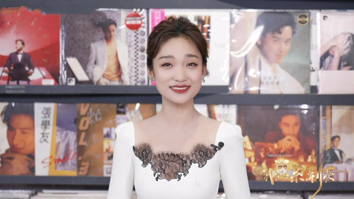 主持人|央视主持人蓝羽被重用，独自完成云歌会主持，讲述式主持模式新颖