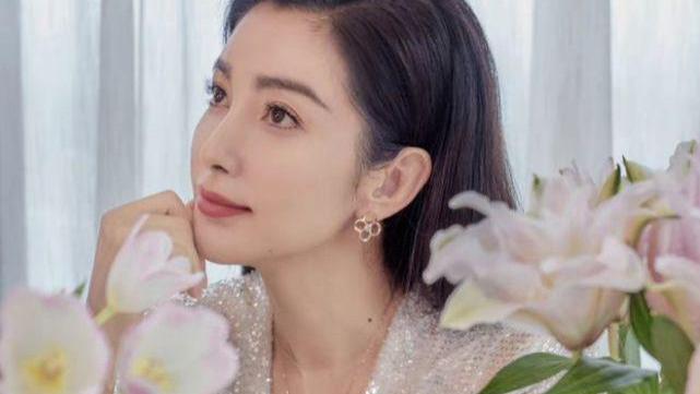 官宣|不到24小时7个瓜，近10亿遗产指定继承人，官宣二胎，个个都是大瓜