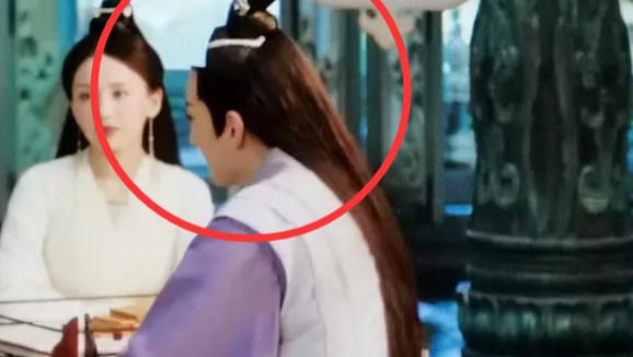 明星|棉拖鞋、运动鞋、无人机、6只手，还有比这些剧更离谱的吗