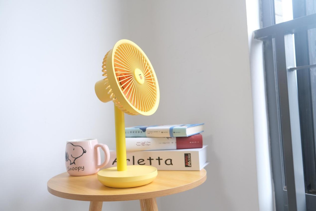 空调|小风扇颜值天花板,拿捏住了!Line联名莎莉鸡款桌面风扇