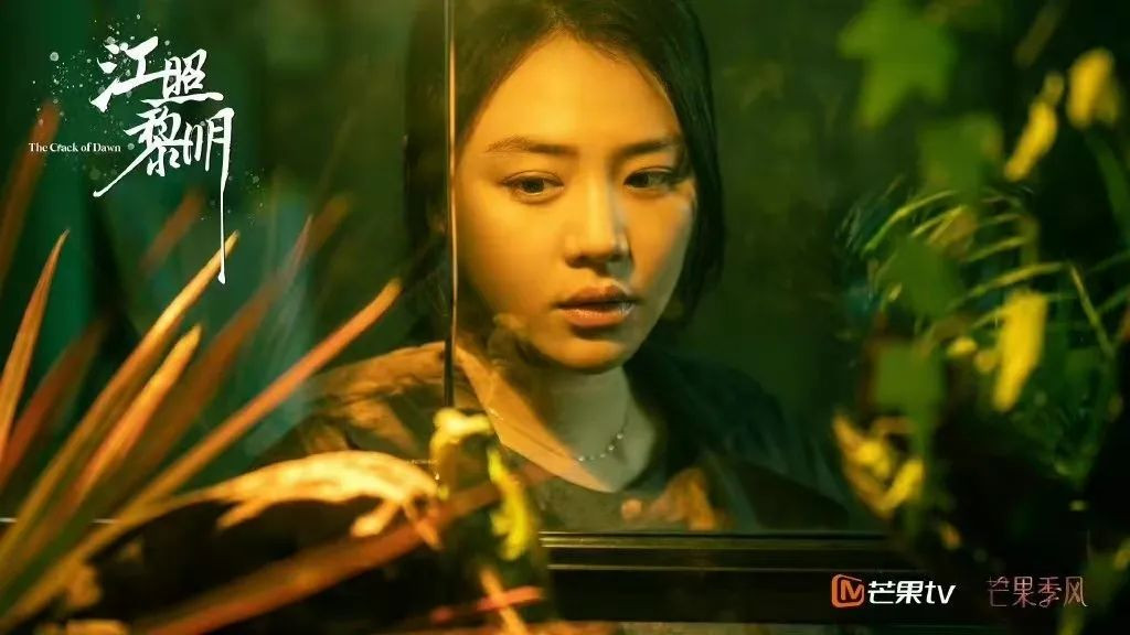 张若昀|又变胖了，《江照黎明》频繁上热搜，竟是因为她的身材