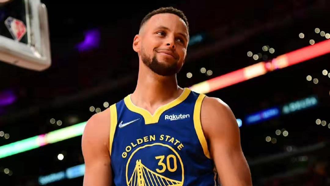 德雷蒙德·格林|央视直播！5月4日NBA半决赛G2赛程出炉，库里为格林的犯规鸣不平