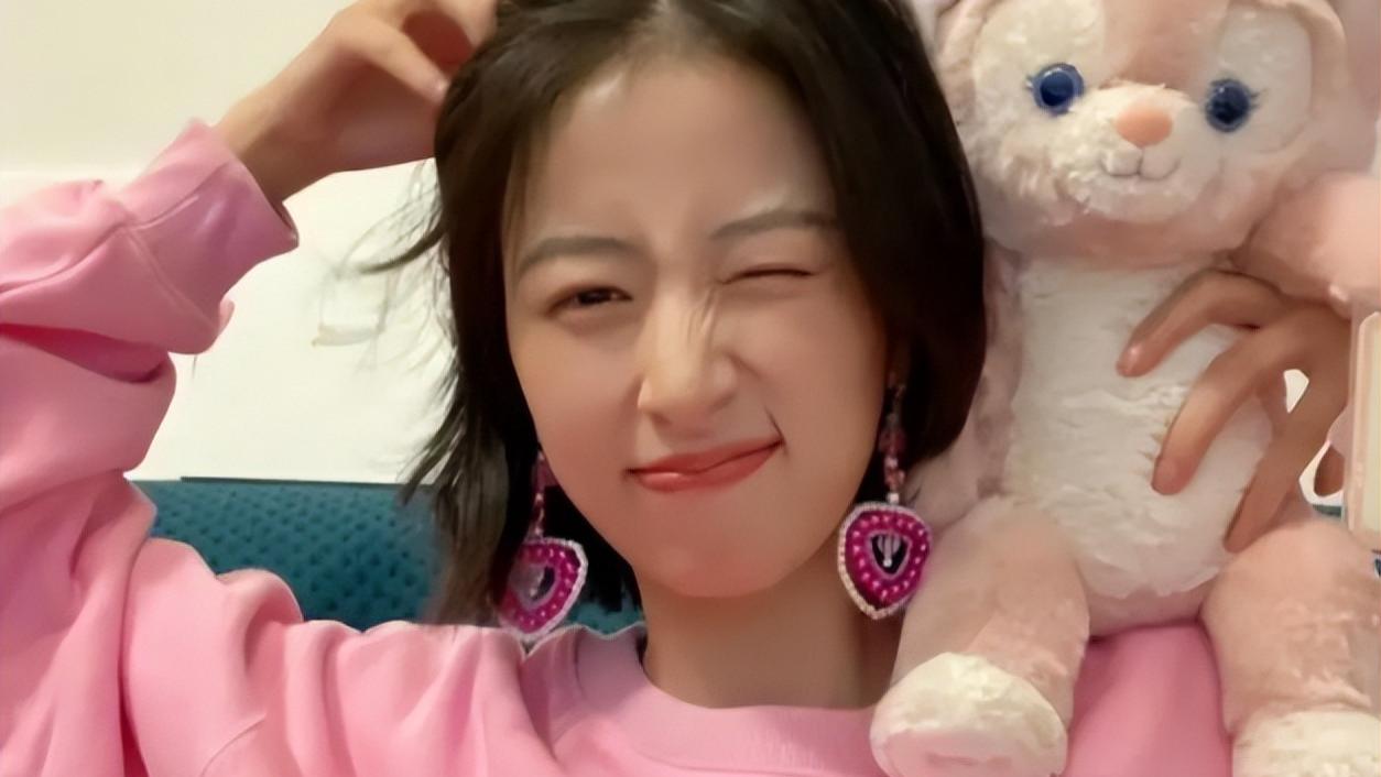 ktv|娱乐圈谴责唐山打人事件，恶心网友竟评论：女的是KTV坐台！