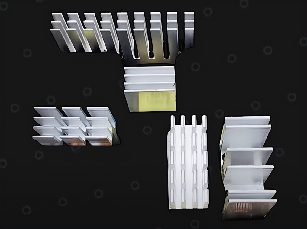 |PC电源为什么分金银铜牌？电源80plus认证是什么？