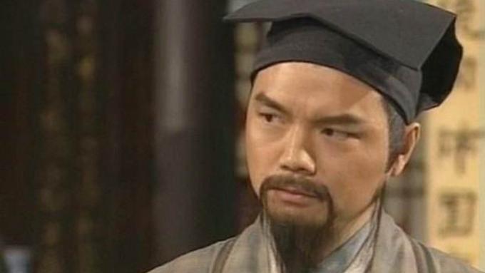 艾威|老戏骨艾威受访，罕谈离婚原因！曾倾家荡产为妻子治病放弃生育