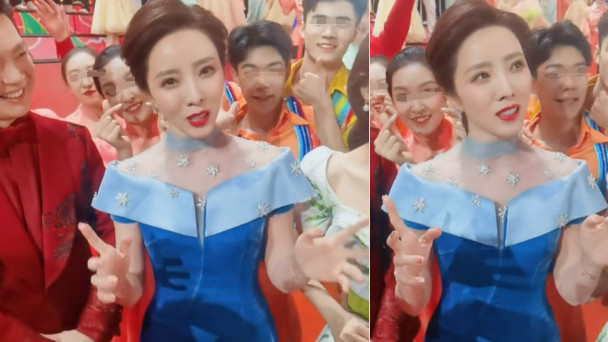 李思思|李思思晒春晚后台花絮！罕见卡词表情可爱，众人调侃撒贝宁嘴瓢