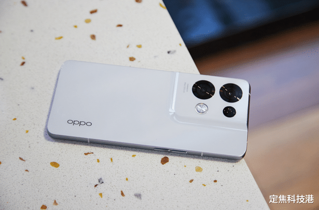 realme|想要更快的5G网速、持久的续航，这款骁龙7 Gen1手机或许能满足