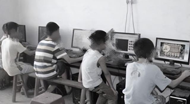 黄勇|纪实:河南17岁孩子在网吧被拐,被折磨四天后逃脱,牵出17具尸体