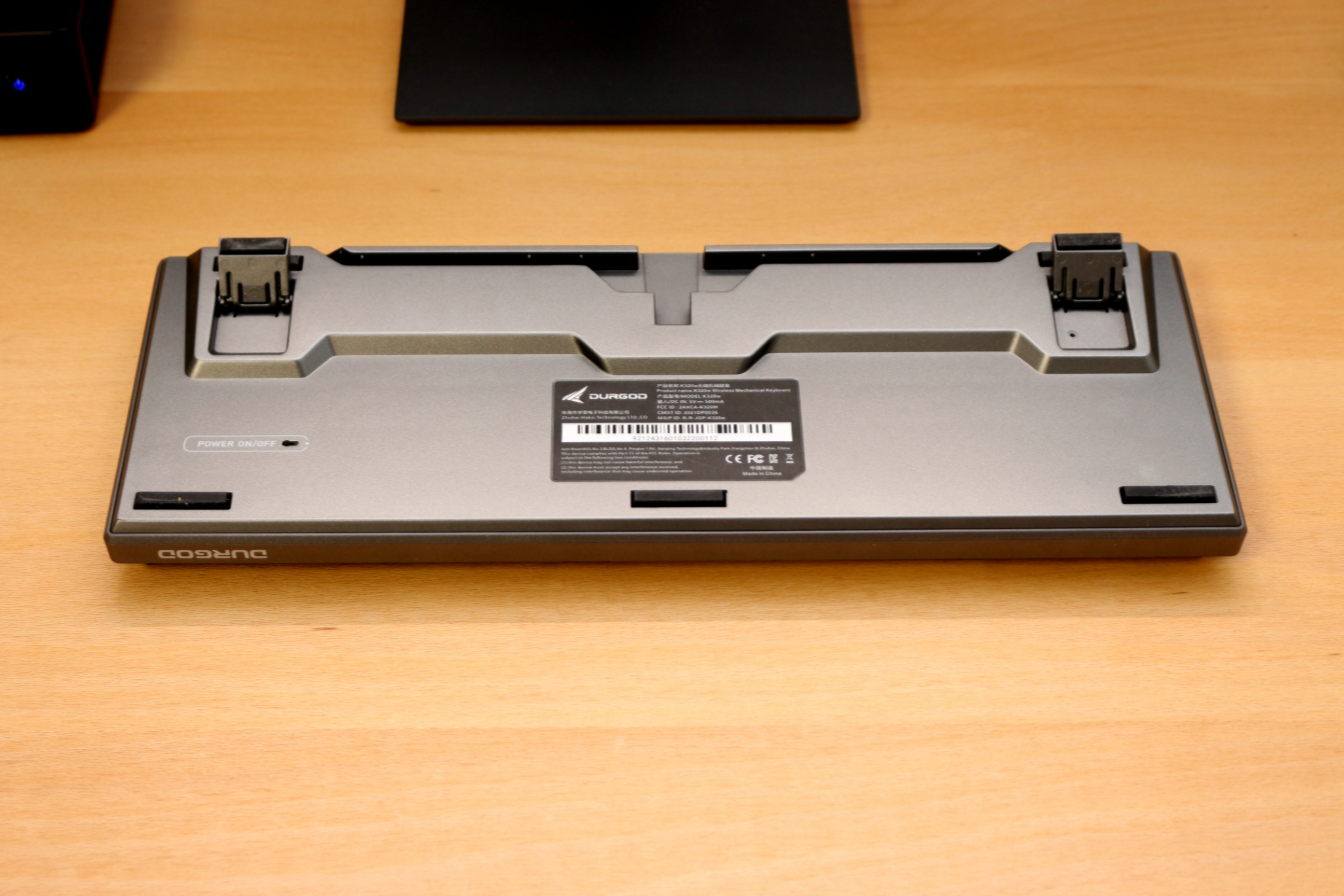 摩托罗拉|桌面小升级，杜伽K320W三模机械键盘，给我一步到位的感觉