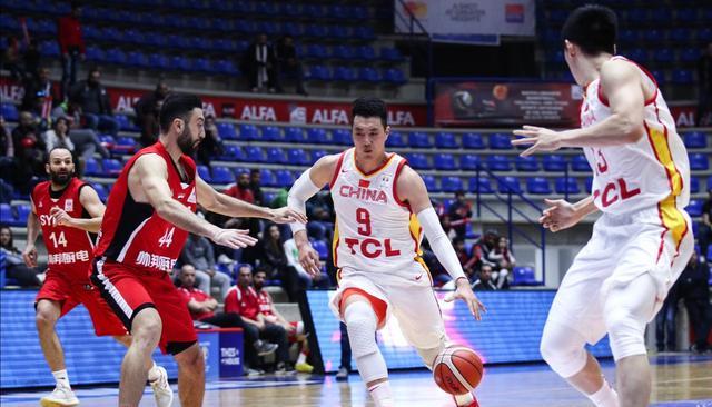 篮协官宣,中国队出访队伍多人核酸阳性,紧急征召五人参加亚洲杯