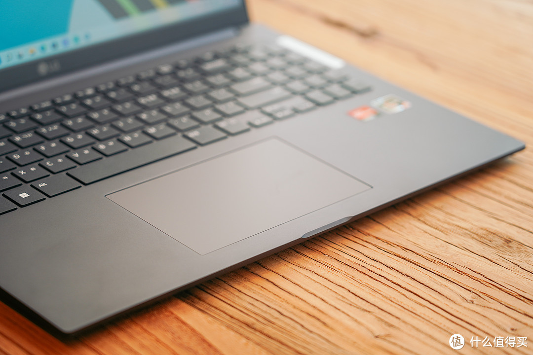 AMD|轻薄本标杆，更以AMD呈现：LG Ultra PC首发上手