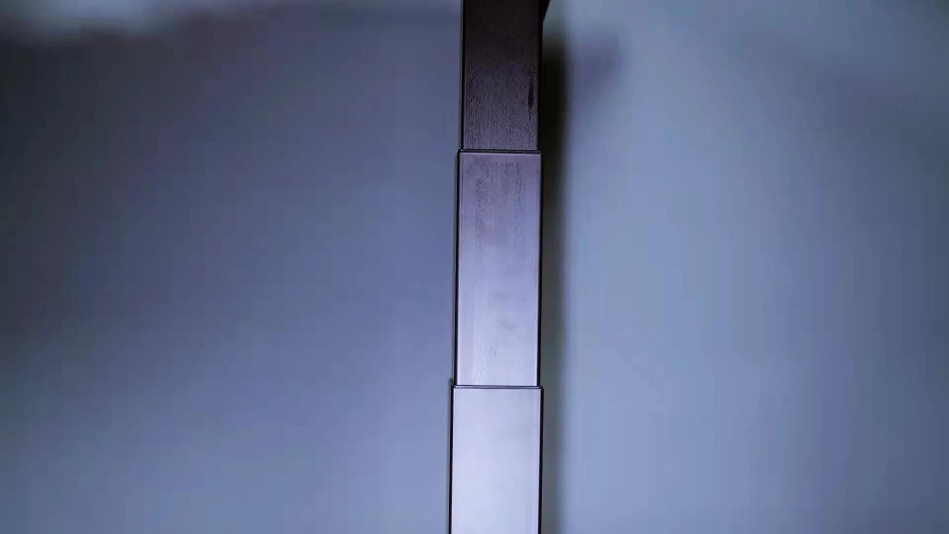 坐立自如的人体工程学极创悠品可升降电脑桌