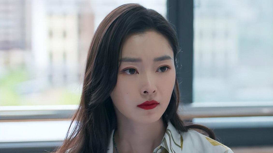 宋轶|《暗夜行者》宋轶打了多少年轻女演员的脸？给你们看看啥叫女人