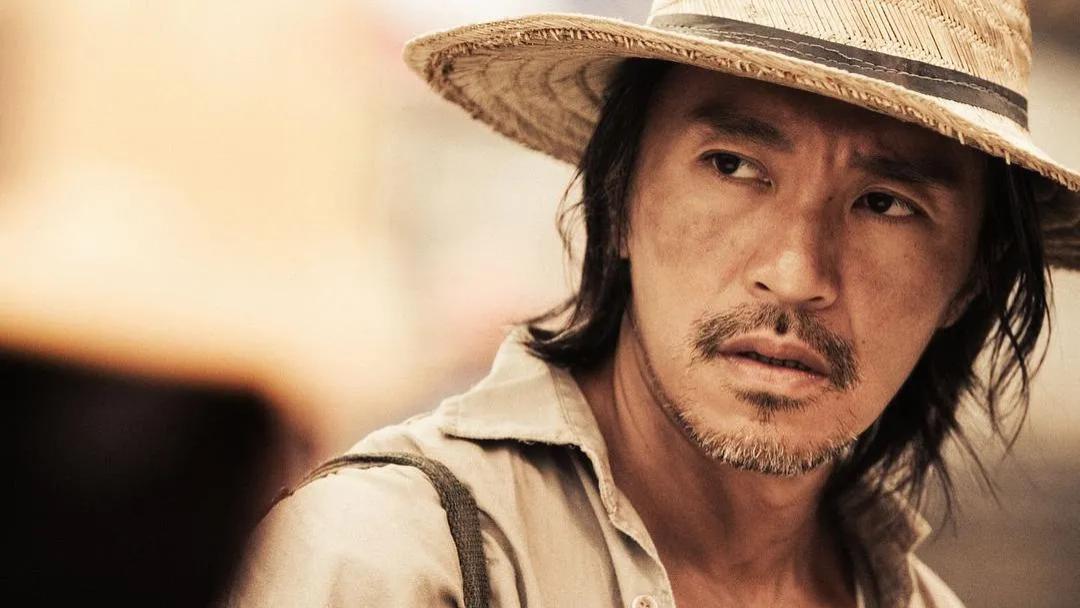 周星驰|2003年，拍摄《功夫》时，洪金宝身上被蚊子叮了300多个包