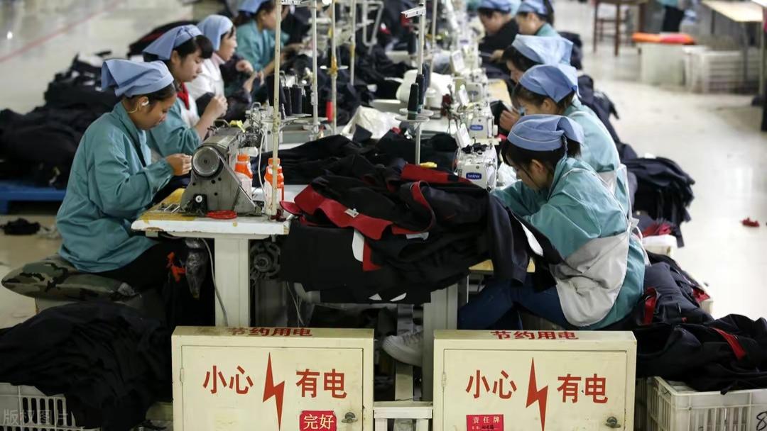 特岗教师|近6成职校生宁愿送快递不愿进工厂，职业教育到底怎么了？