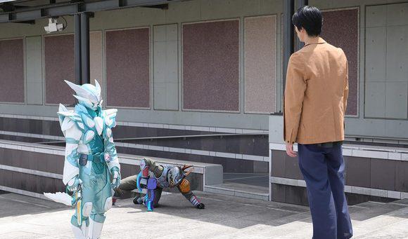 |假面骑士revice:最终形态对决基夫,颜艺王赤石来袭,新形态登场