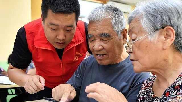 |“新三害”来袭，不仅影响年轻人，大批中老年人也沦陷了？