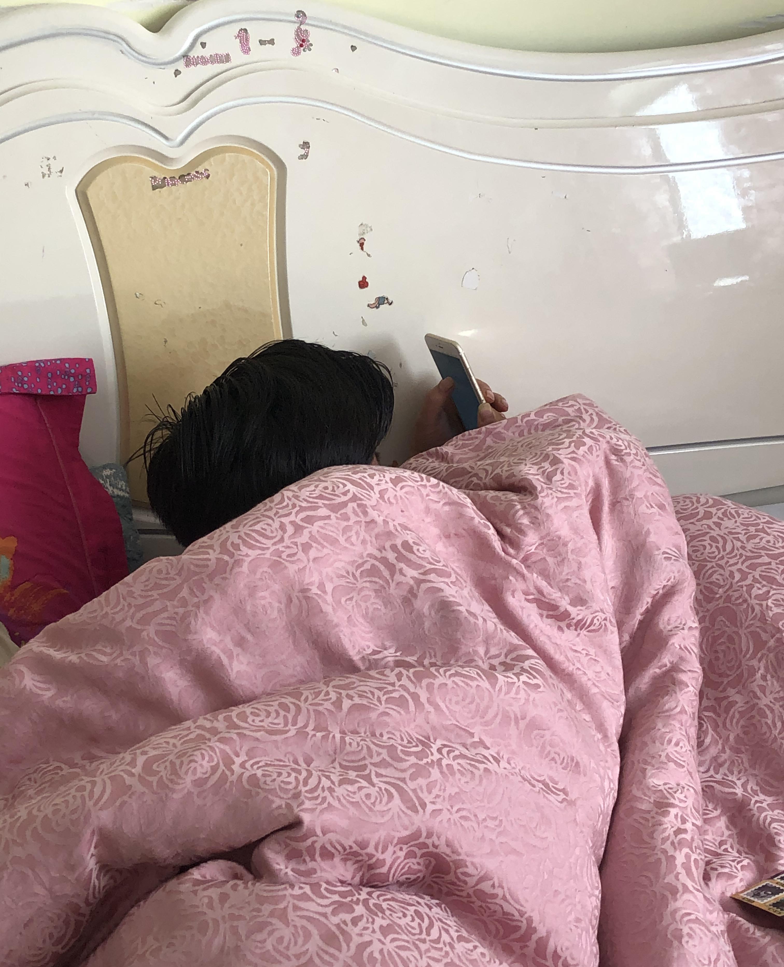 病毒|半夜躲在被窝里看“不良网站”，手机若出现这些症状，立即停手！