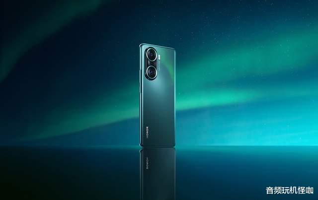 荣耀|颜值才是硬道理,荣耀开售4个月的手机,如果不在意性能可以考虑