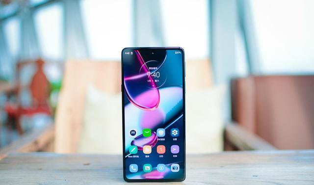 高通骁龙|友商再次良心，12+256G大内存+三主摄+68W快充，新骁龙8仅2799元