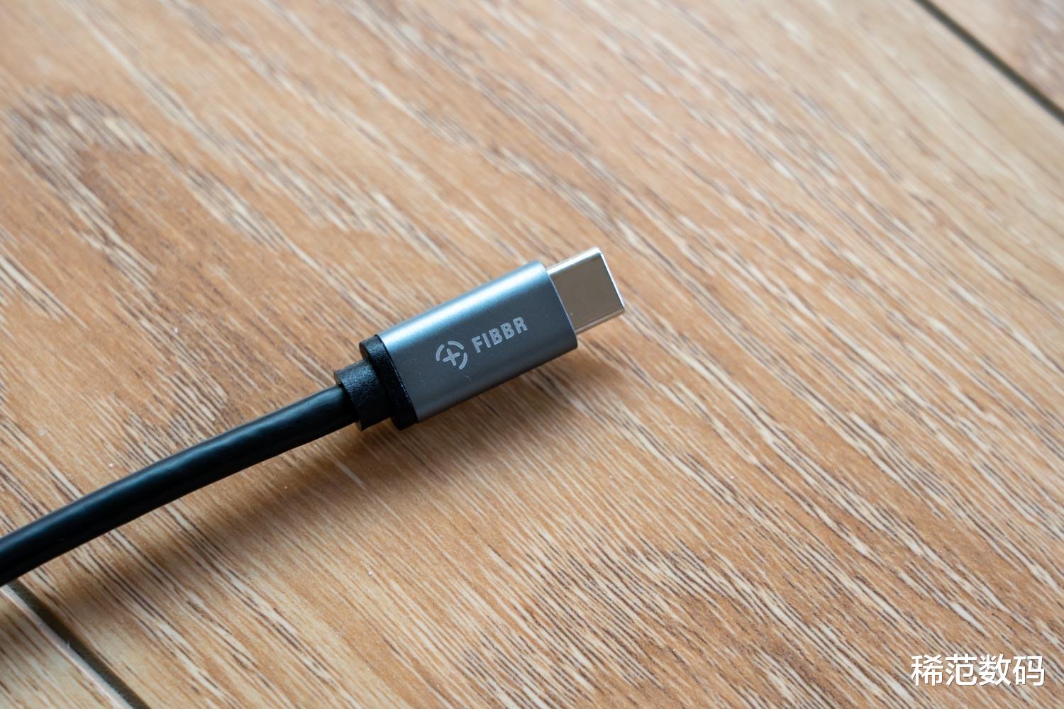 type-c|菲伯尔Type-C拓展坞评测：性能很定发热好，超薄笔记本必备好工具