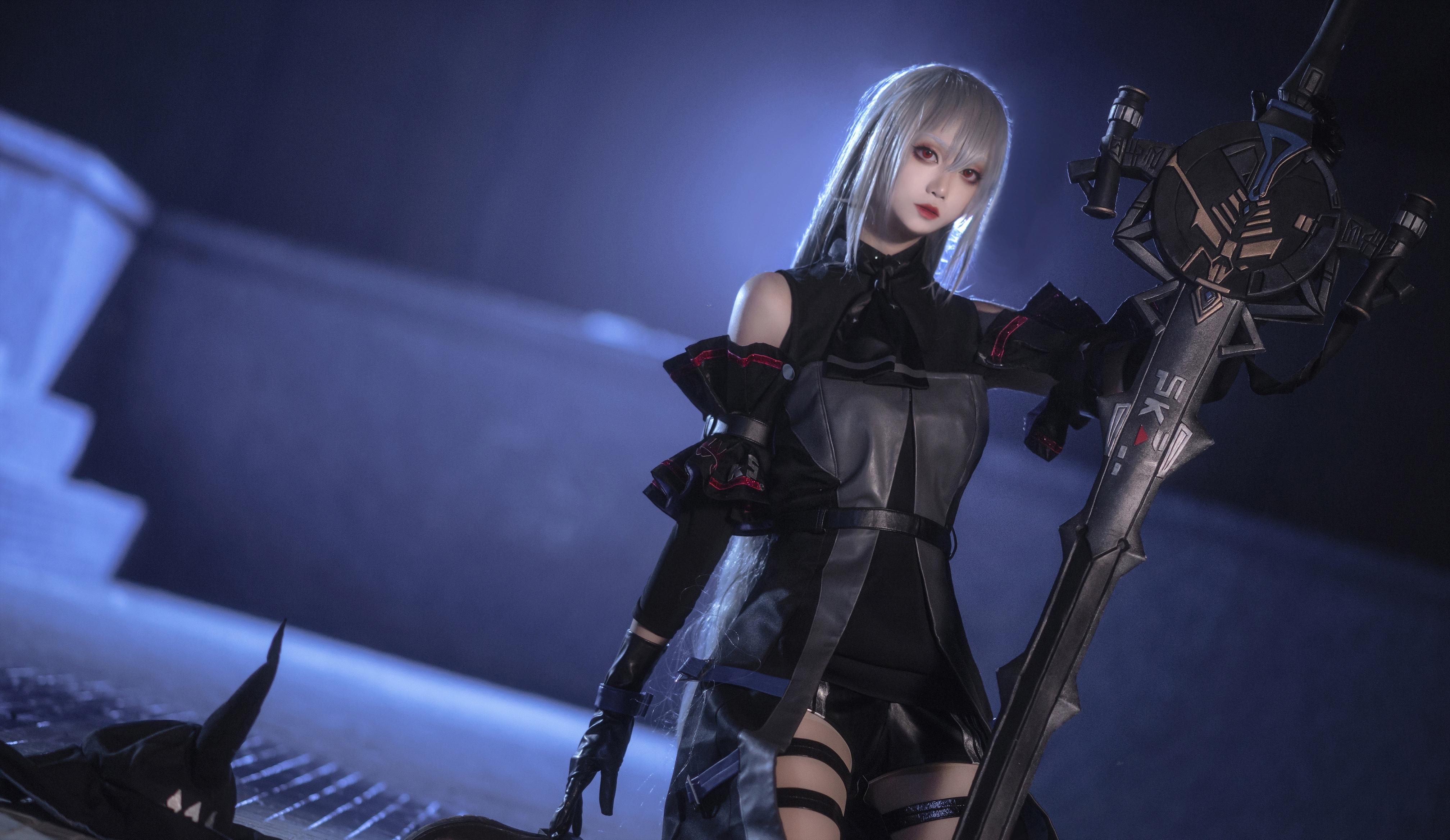 明日方舟|《明日方舟》斯卡蒂cosplay