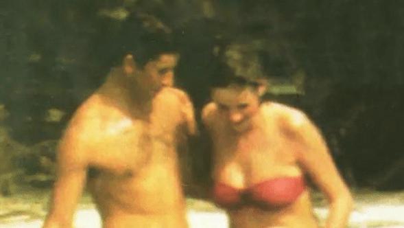 戴安娜|38年前，戴安娜挺肚子和查尔斯戏水，现换成一身赘肉的卡米拉