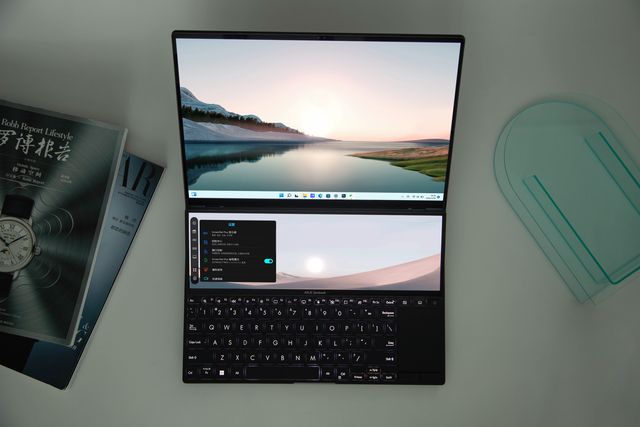 华为应用市场|创作本MacBook真的没有对手？Win阵营这款双屏笔电，效率同样高效