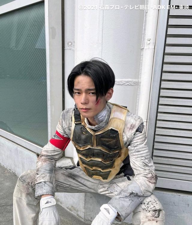 |假面骑士revice：吃瘪长达一个月的大二提前完成二骑吃瘪指标