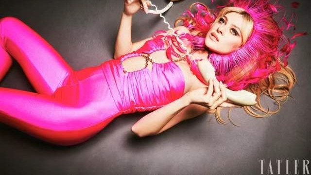 布鲁克林|豪门千金儿媳表达对贝克汉姆夫妇的不满，大布与家人貌似渐行渐远