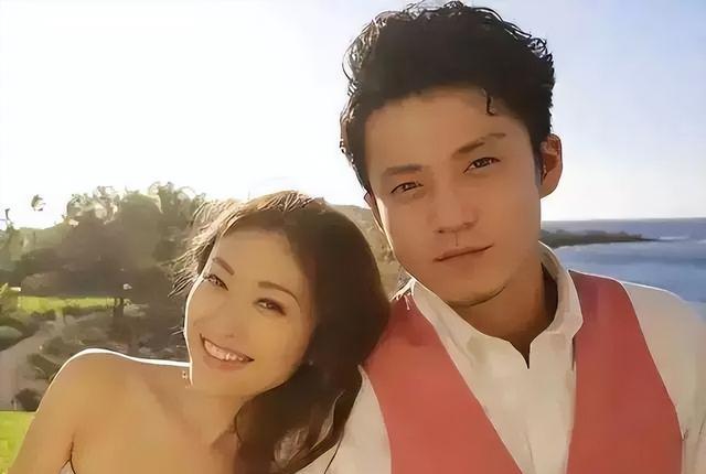 小栗旬|小栗旬的塌房之路，动漫男神就这样毁了！