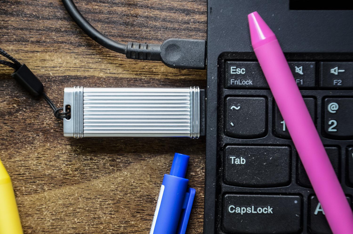 空气净化器|快人一步,稳定不掉速:ORICO 快闪U盘