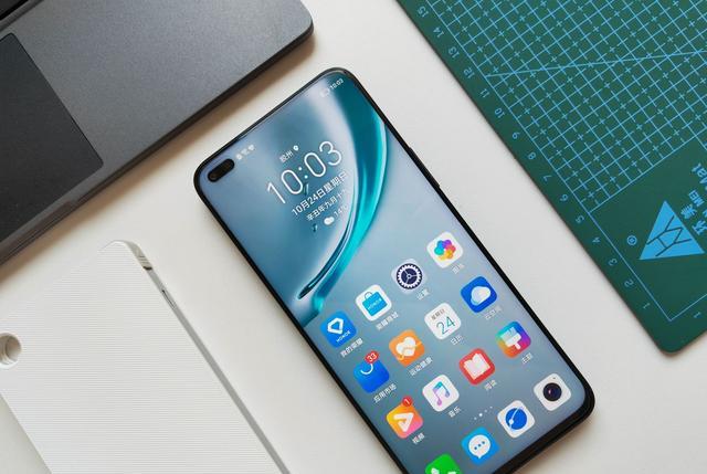 华为荣耀|荣耀重拾性价比,6纳米芯片+256GB+66W快充,从1999跌至1299元