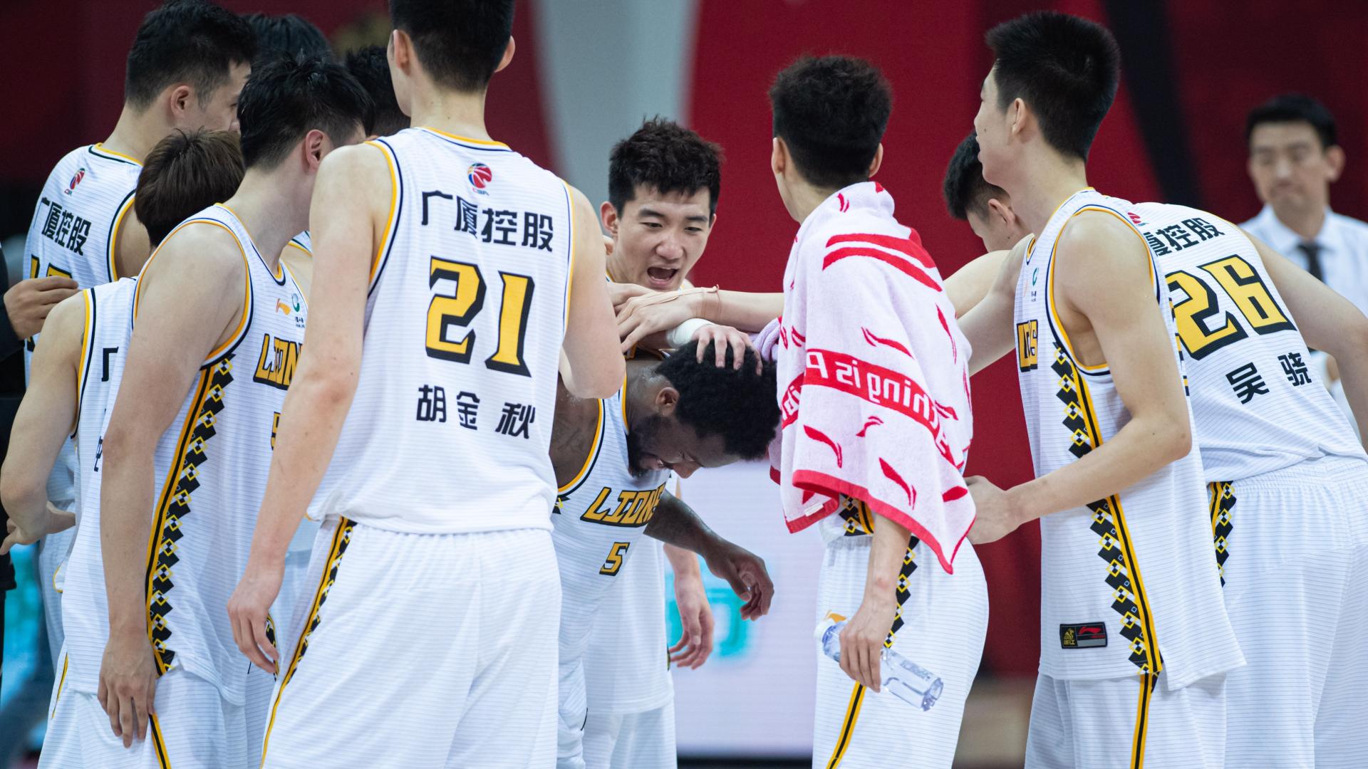浙江广厦控股队|88-83！浙江广厦险些不敌宁波，NBA名将首秀，合力剑指总决赛