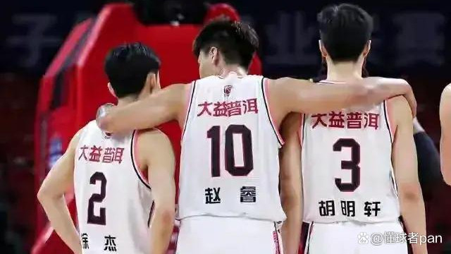 广东男篮|广东王牌再度拒绝顶薪，下赛季阵容将迎来大清洗，三后卫将被扶正