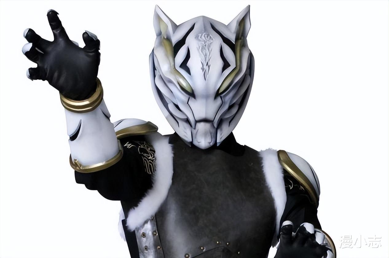 雷古洛思奥特曼|《雷古洛思奥特曼》放出海报，中国功夫风奥特曼来了？