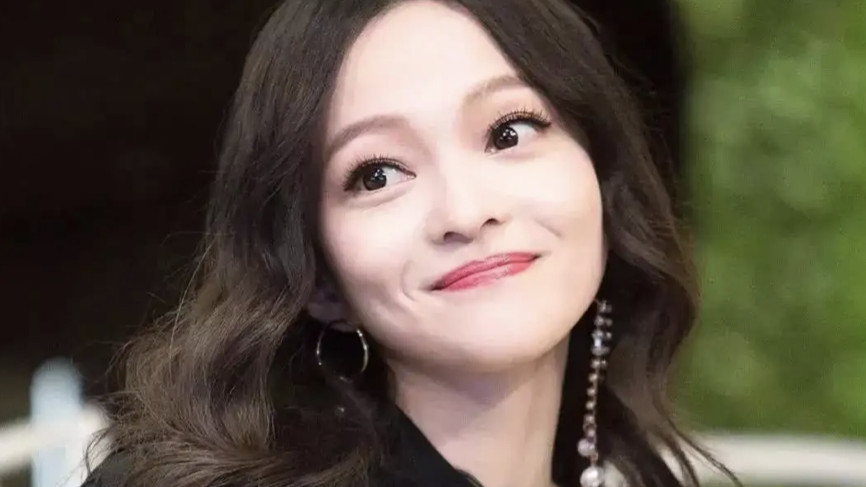 张韶涵|张韶涵患病，其母转走其积蓄，和小男友很快花光，张韶涵怎么做？