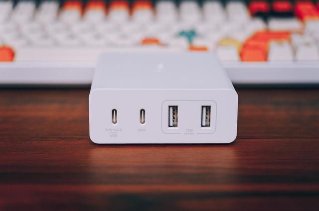 苹果|外设既要功能也要颜值——苹果党的桌面好物推荐