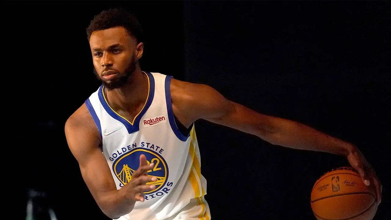 维金斯|在NBA，没有人永远十七岁，但有人永远十七分