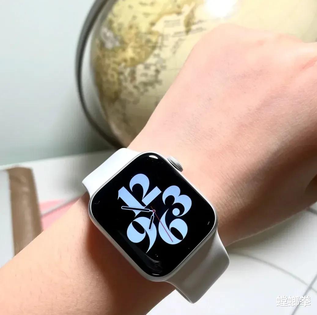 苹果|现在的准大学生这么有钱?