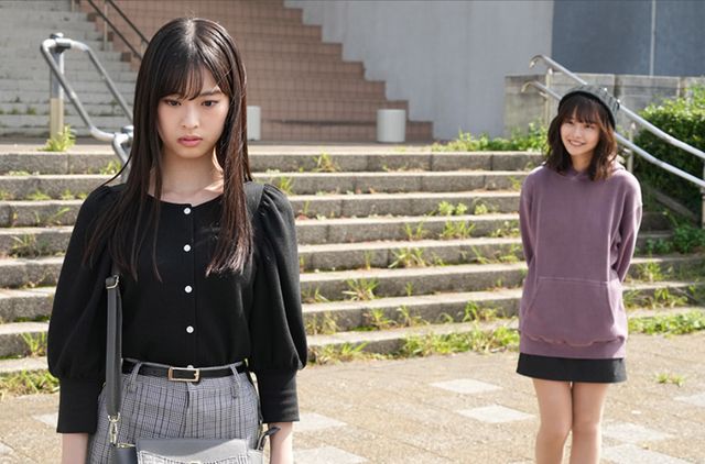 假面骑士利维斯|假面骑士利维斯：从女王大人到万人嫌，阿基蕾娜到底经历了什么？